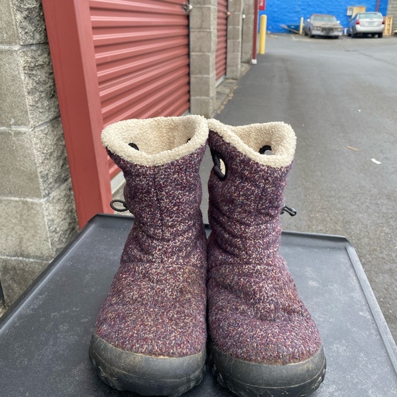 Bogs B Moc Mid Woven Women’s Purple Brown Winter Boots SIZE 8 - Picture 2 of 11